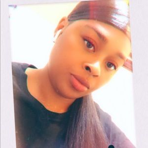 Meet your Posher, Cierra